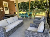 Beautiful Mountain View’s and Located on several acres for privacy - 3 étoiles