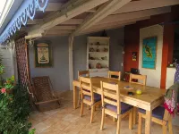 Sainte-Anne, typical villa for 4-6 people Sea view, directly on the beach. - 3 ดาว