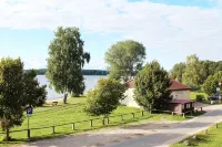Beach House, 200 Sqm. Wf., Directly at the Plauer See, Müritz, 30m to the Beach - Homestays