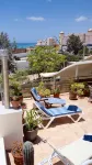 Villa with private pool and free WiFi, close to the sea, protected courtyard - Private Pools