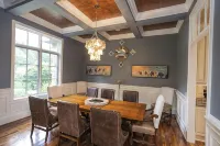 Supreme Luxury for Big Groups - Golf, Concierge, Theater, Game Room, 9 Bedrooms - Boutique
