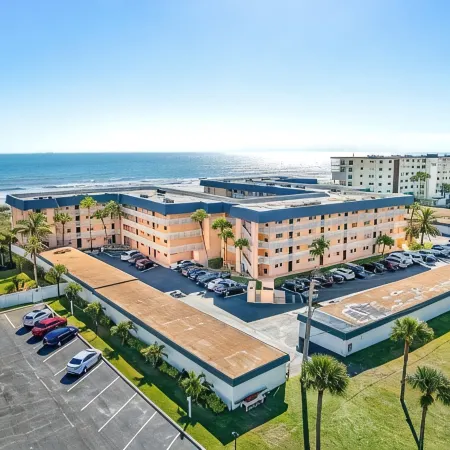 Fully Updated, Ground Floor Luxury Condo, Great Ocean View - Unit 49