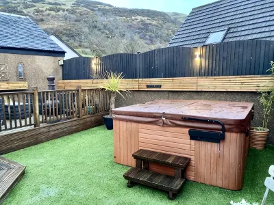 Luxury cottage, hot tub and wood burner, ideal for families celebrations. Hotéis em 