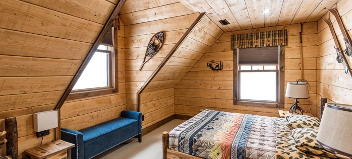 Luxury Two-Home Vermont Retreat Near Ski Resorts – Pool, Hot Tub & Sauna Hotels in Windham County