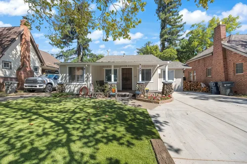 Jacuzzi Delight - Luxe 2BD/2BA Walk to UC Davis Medical Center