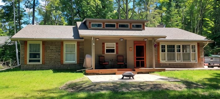 Comfortable 3 bedroom cape cod style home Hotels in Itasca County