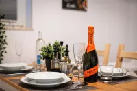 Ferienwohnung mit ca 90 qm - in Ruhiger Lage - mit Terasee
