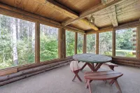 Luxury 10Br Lodge 6 Wooded Acres • Game Lounge • Pet Friendly Retreat Sleeps25+ - 4-Star