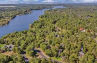 Rustic; Lodge Perfect Gateway; golf and lake - 4 stjerner