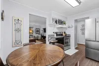 Charming Downtown Coeur d'Alene 2-Bedroom Home - Homestays