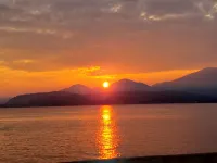 Lakefront Cabin #2-REMOTE, RECOMMEND SUV/TRUCK, PRIMITIVE RD! Lake Pend Oreille