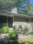 Pinedale Family Cottage - Summer is Around the Corner! Book Now! - Wi-Fi