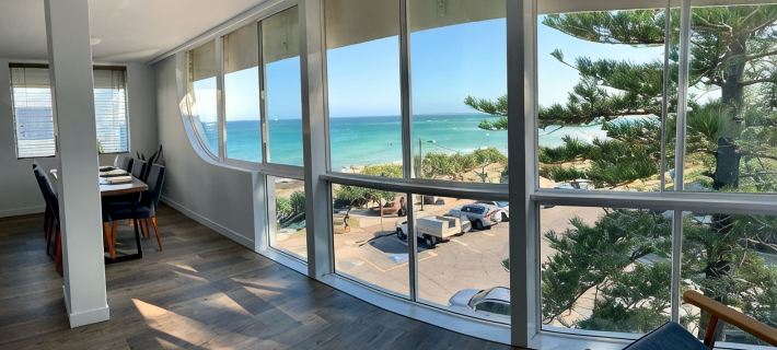 Ultimate Coastal Escape + Amazing Views โรงแรมในคาลุนดรา