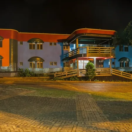 Acapu Hotel