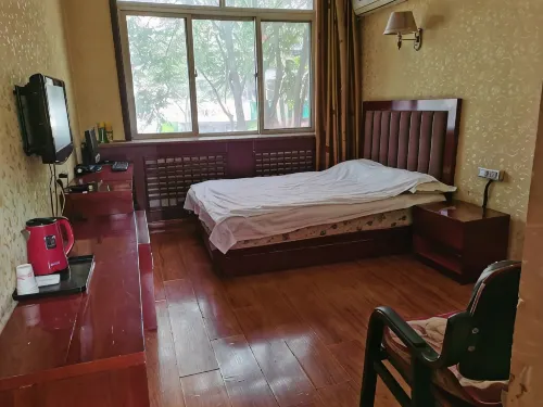 Kaile Business Hotel