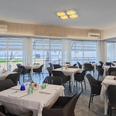 Marina Palace Hotel 4 Stelle S