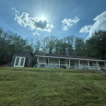 Intimacy Suite- AdultRoom-Spa House w/Hot Tub-420 Friendly-Hiking trails & more!