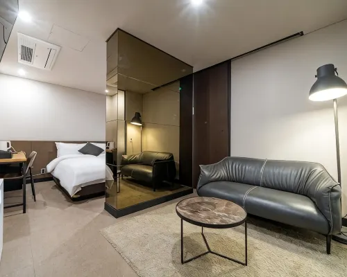 Vine Hotel Hotels near Hwangsong Park