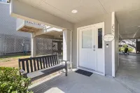 October Availability! Next to the Pool, Steps to the Beautiful Beach! - 부티크