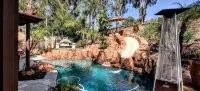 Tropical Paradise 4 Bedroom Home sleeps 10 - Private Pools
