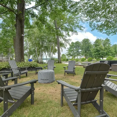Amazing HUGE 6 bdrm Sebago Lake Waterfront Home