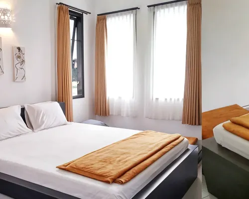 The Alit Hotels in Pacet