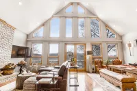 Quaint + Modern Lakeview Home on Sacandaga Lake - Wifi