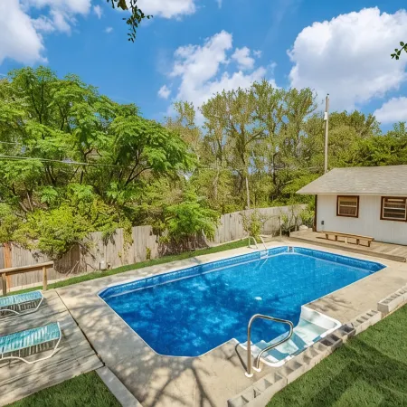 Farm House with an Amazing Pool in the desirable Western Hills in Temple TX