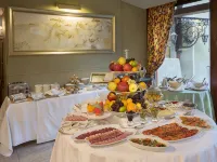 Grotthuss Boutique Hotel Vilnius - servizio colazione
