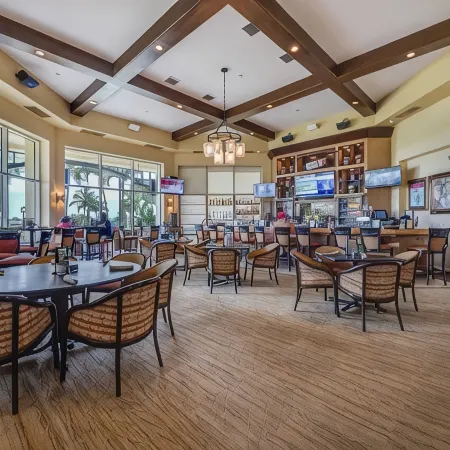 NEW Luxury 3 BR Greenlinks Condo totally remodeled!  Sleeps 8!
