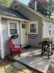 Cozy Cottage on Togus Pond
