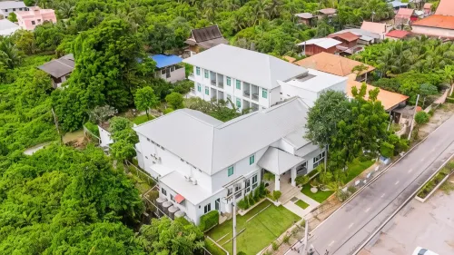Villa Amphawa