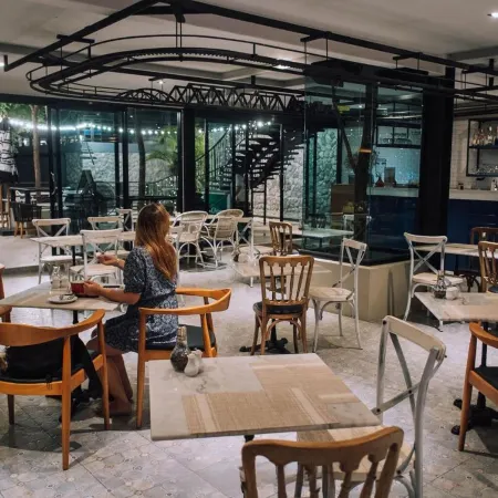 Natee The Riverfront Hotel Kanchanaburi