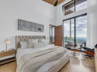 Modern View Home with Sauna, Steam Room & Hot Tub