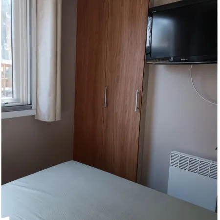 Your mobile home with covered terrace and barbecue is waiting for you this summer. Hotels in Quend