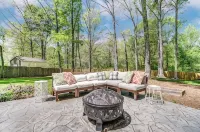 Charming Getaway on the Greenway! - 3-Star