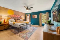 6BR Play Heaven! Movie Theater, Golf, Hot Tub