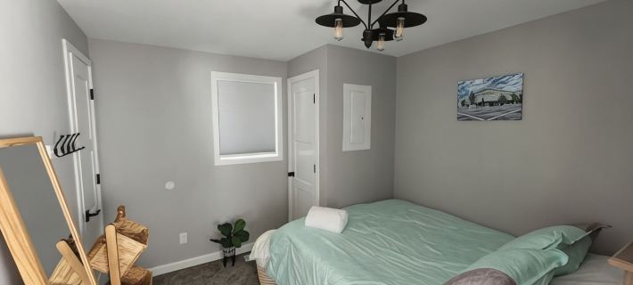 Old Town Modern 2bed/1bath home with patio & yard Hotels in Pocatello