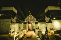 Comma Plus - Hostel