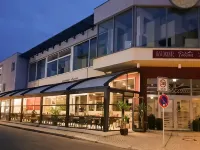 Hotel Toscana ボルナのホテル