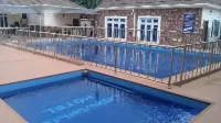 Monabliss Hotel & Suites