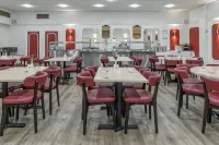 Russ Hill Hotel - Завтрак