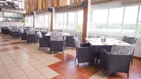 Hotel Sepoy Grande - Bữa sáng