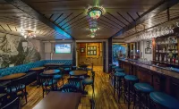Mary-Ann's Polarrigg - bar