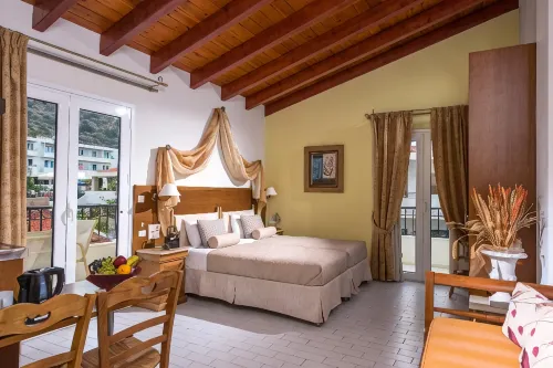 W Suites by Estia ex Camelot - Pet friendly