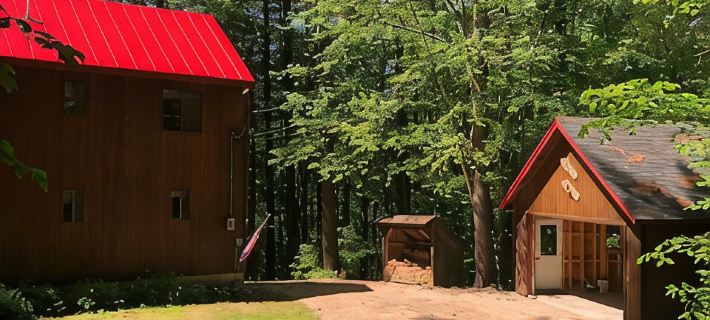 Traveling with kids? Try this secluded & updated 3-bedroom home close to Okemo Hotels in Ludlow