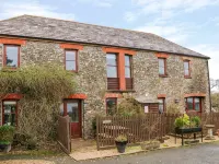 Fosfelle Cottages - parking