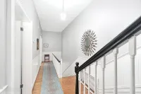 Downtown Blue Manor 1