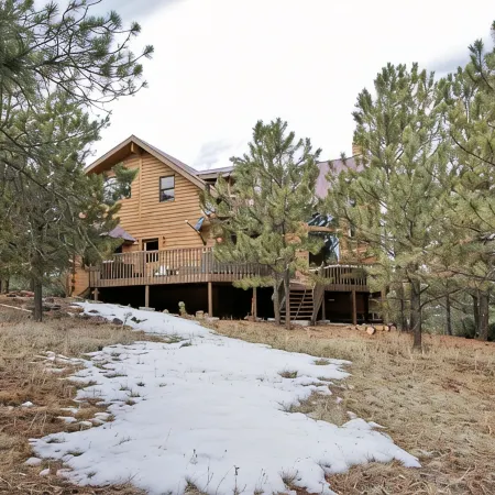 2 Mountain Cabins on 40 acres