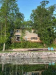 Peaceful 3-Bedroom 1 1/2 Bath Cabin on a Serene, Secluded Lake - Alppimaja